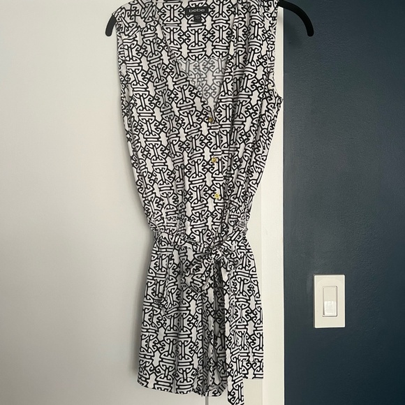bebe Blalck and white Greek-print Shorts Romper/Jumper - Picture 2 of 6
